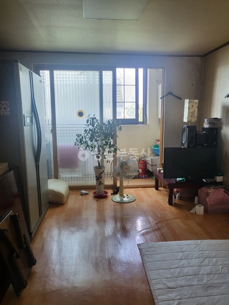 대전광역시 유성구 봉명동 원룸 사진 1