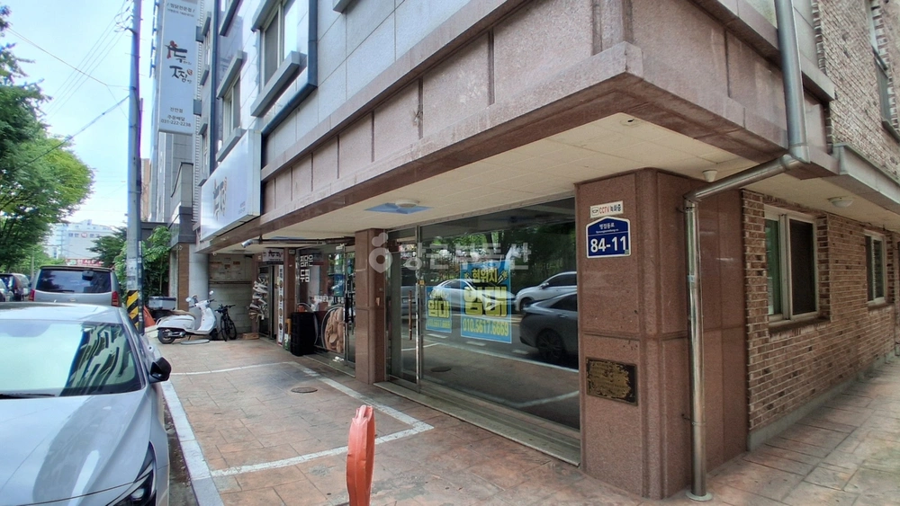 경기도 화성시 병점구 진안동 상가 사진 1