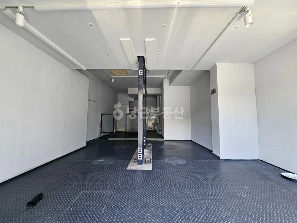 대구광역시 중구 삼덕동1가 상가 사진 1