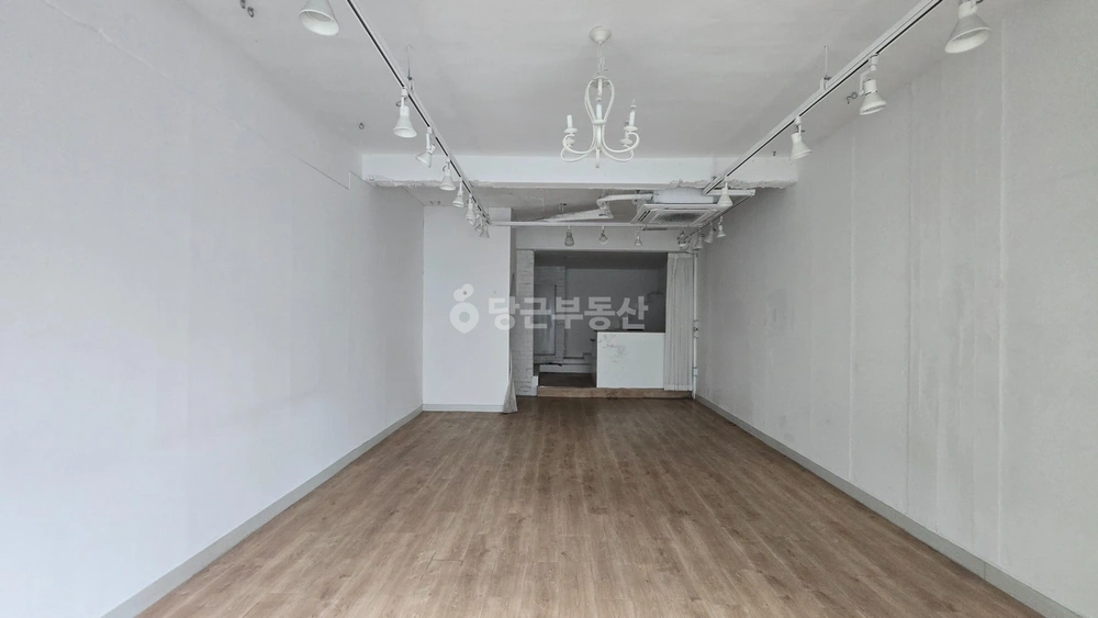 대전광역시 유성구 궁동 상가 사진 1