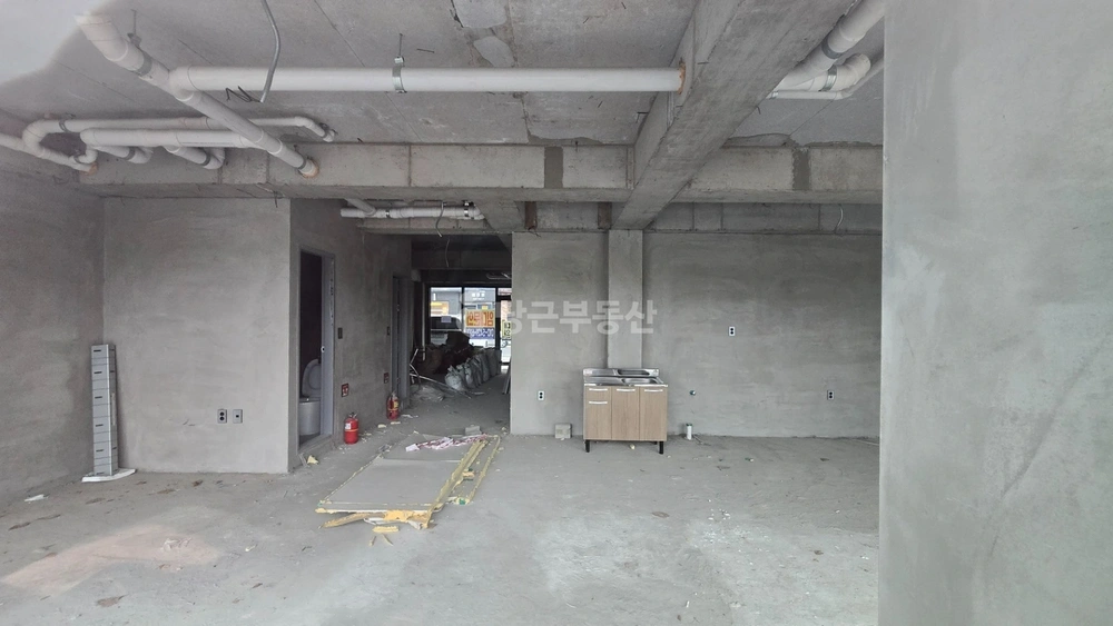 대전광역시 유성구 어은동 상가 사진 1