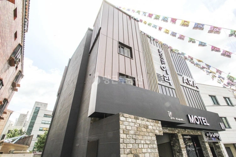 부산광역시 금정구 장전동 건물 사진 1