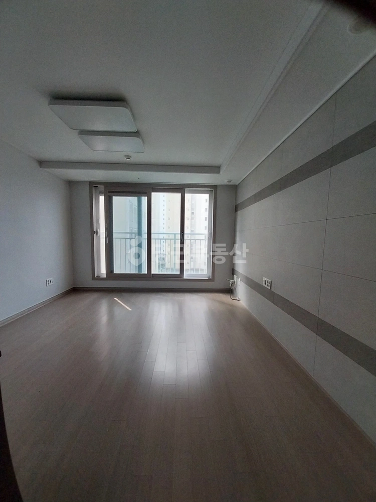 부산광역시 강서구 화전동 아파트 사진 1