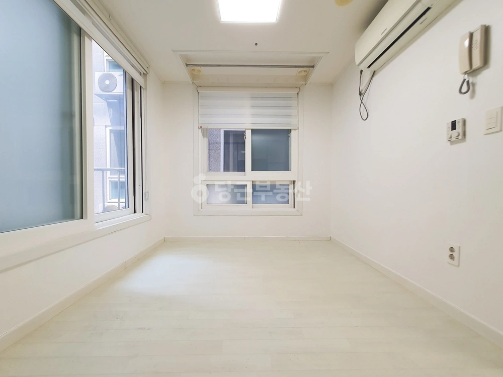 경기도 수원시 영통구 신동 원룸 사진 1