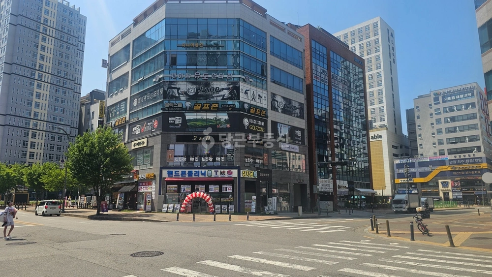 경기도 파주시 와동동 상가 사진 1