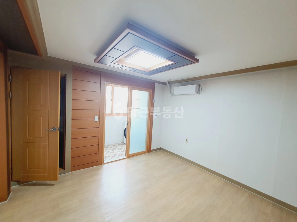 대구광역시 수성구 두산동 원룸 사진 1