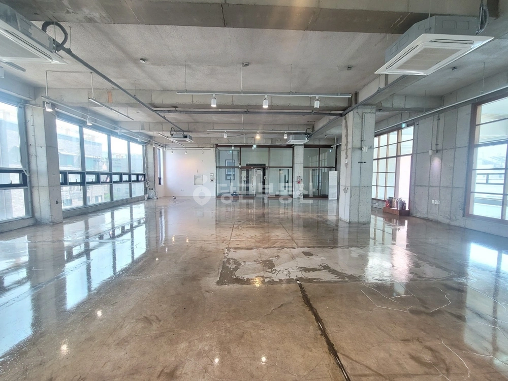 충청북도 청주시 청원구 율량동 상가 사진 1