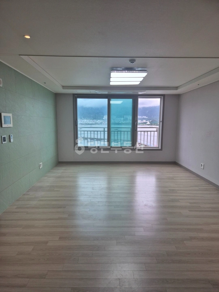 경상남도 창원시 진해구 대죽동 아파트 사진 1