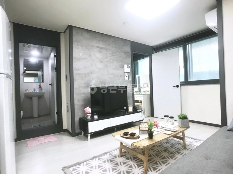 서울특별시 강남구 역삼동 원룸 사진 1