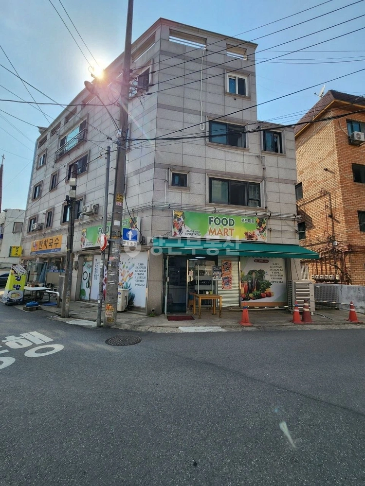 경기도 안산시 단원구 원곡동 상가 사진 1