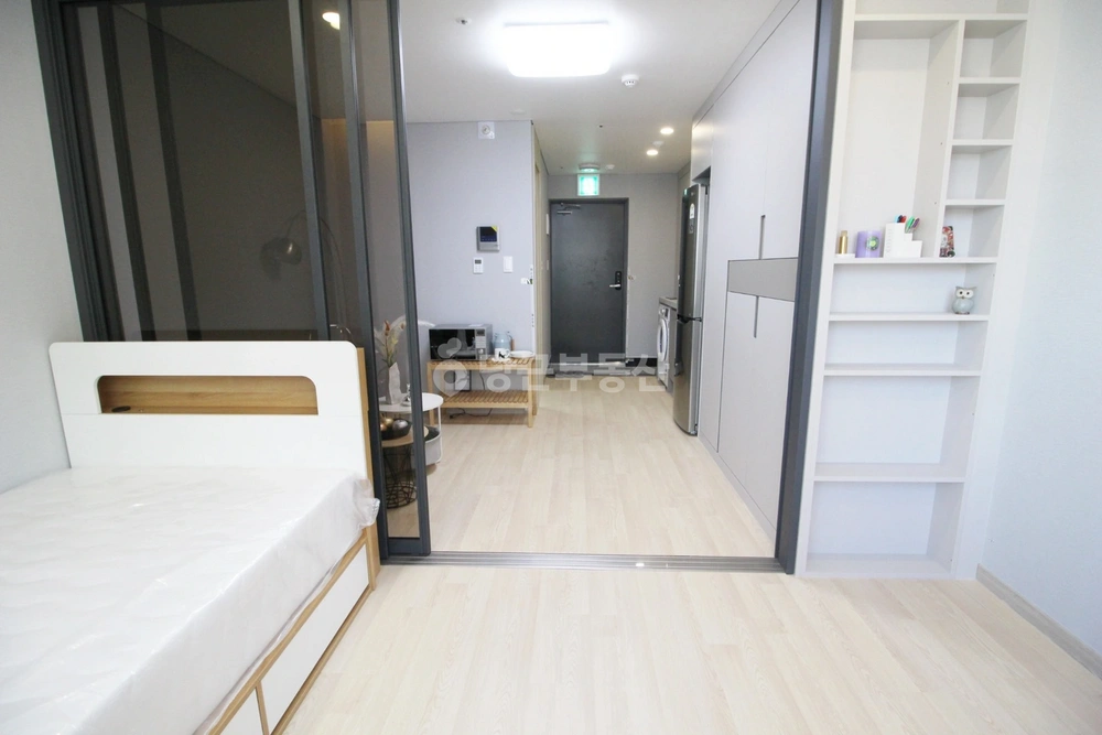 부산광역시 동래구 온천동 오피스텔 사진 1