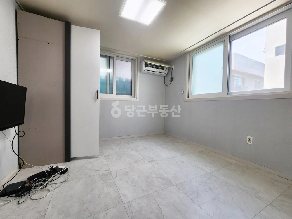 대전광역시 서구 관저동 원룸 사진 1