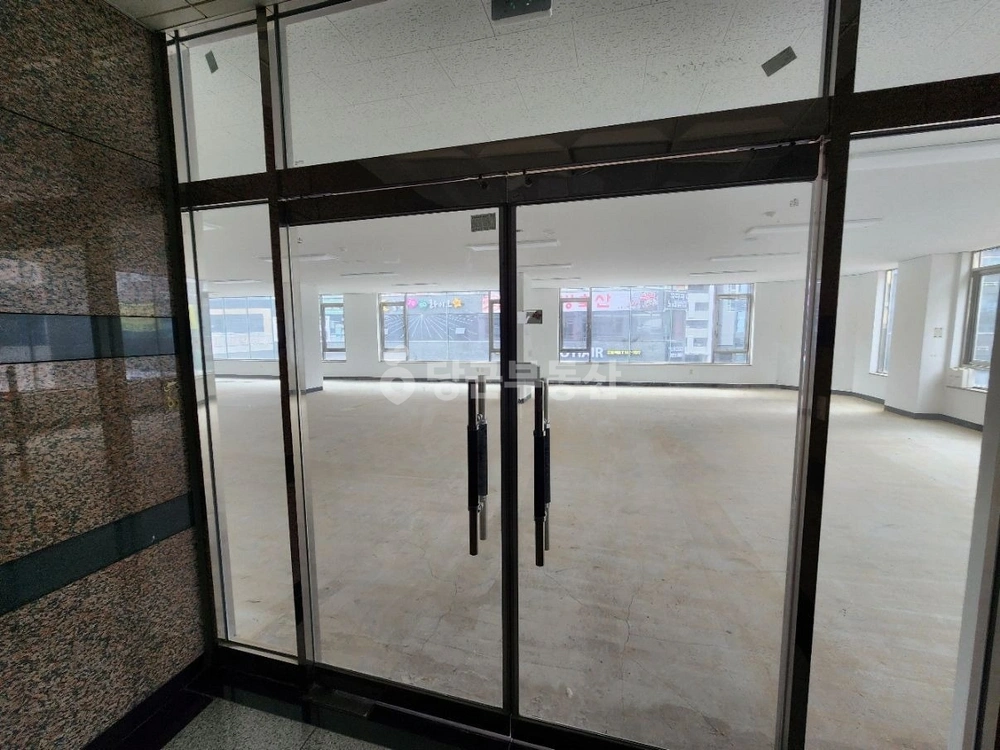 경기도 파주시 와동동 상가 사진 1