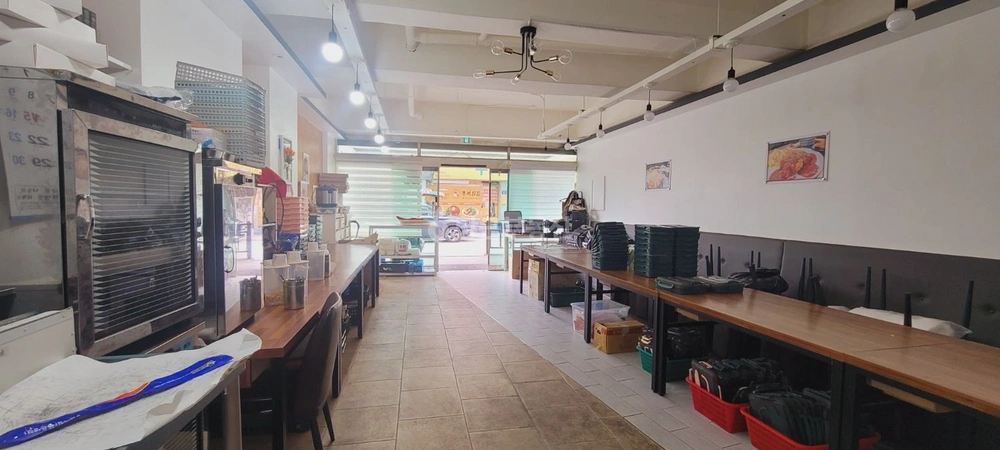 충청북도 청주시 청원구 율량동 상가 사진 1