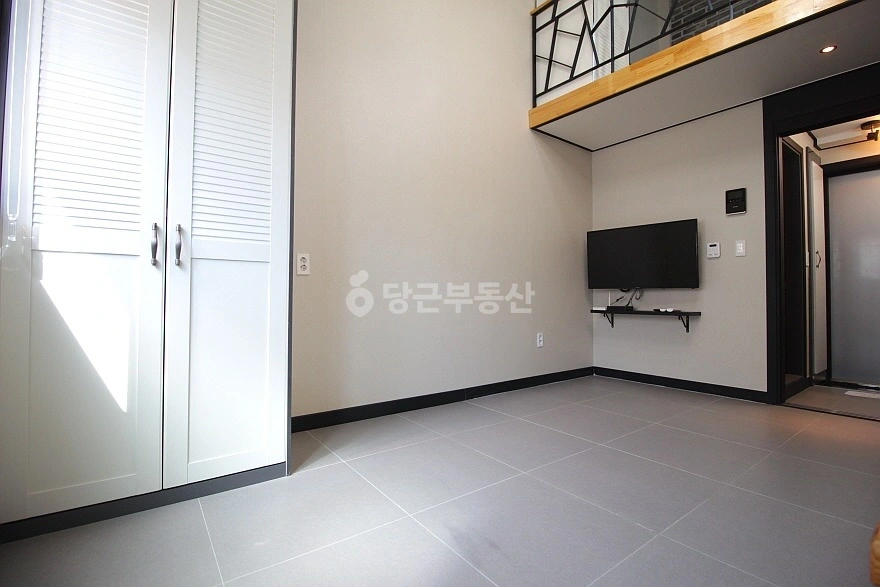 대전광역시 서구 갈마동 원룸 사진 1