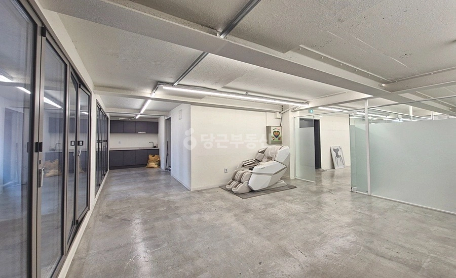 서울특별시 강남구 논현동 사무실 사진 1
