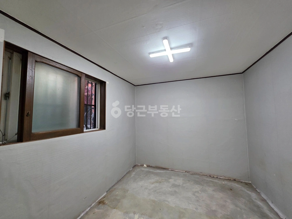 서울특별시 서대문구 남가좌동 원룸 사진 1