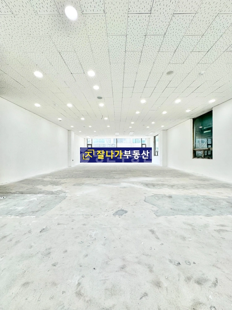 경기도 고양시 일산서구 탄현동 상가 사진 1