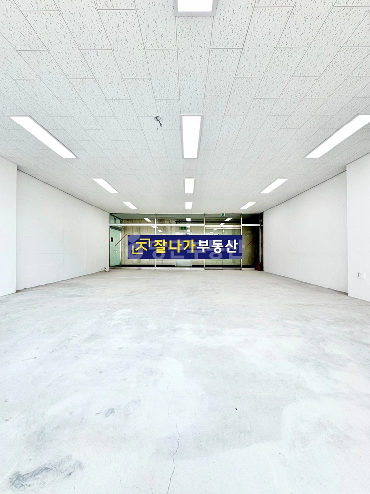 경기도 고양시 일산서구 탄현동 상가 사진 1