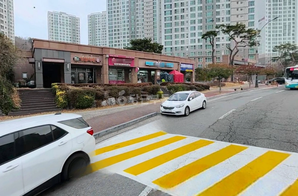전남광주통합특별시 여수시 웅천동 상가 사진 1