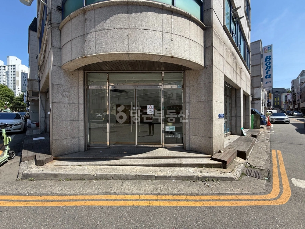 충청남도 천안시 동남구 신부동 상가 사진 1