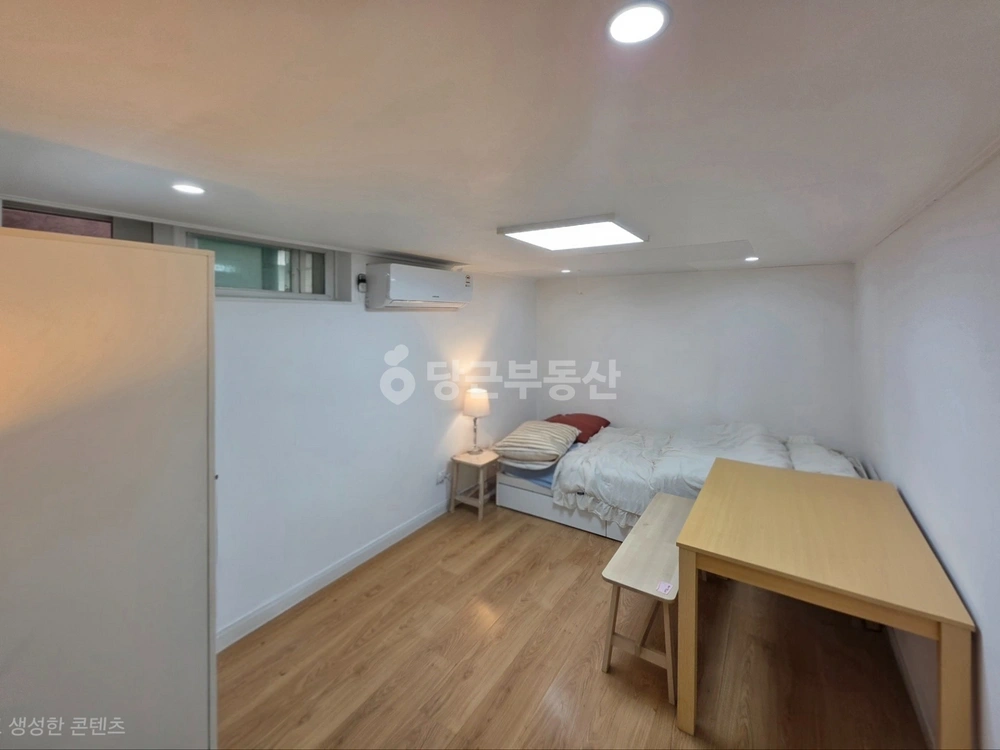 서울특별시 서대문구 연희동 원룸 사진 1