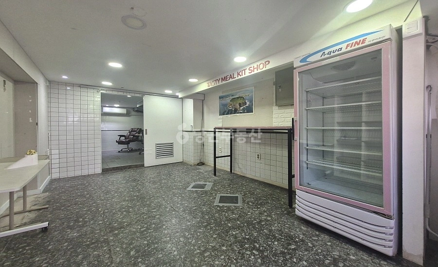 서울특별시 강남구 논현동 상가 사진 1