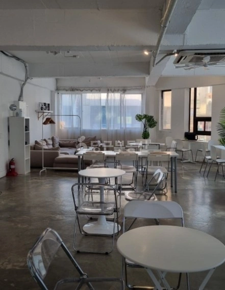 충청남도 천안시 동남구 신부동 상가 사진 1