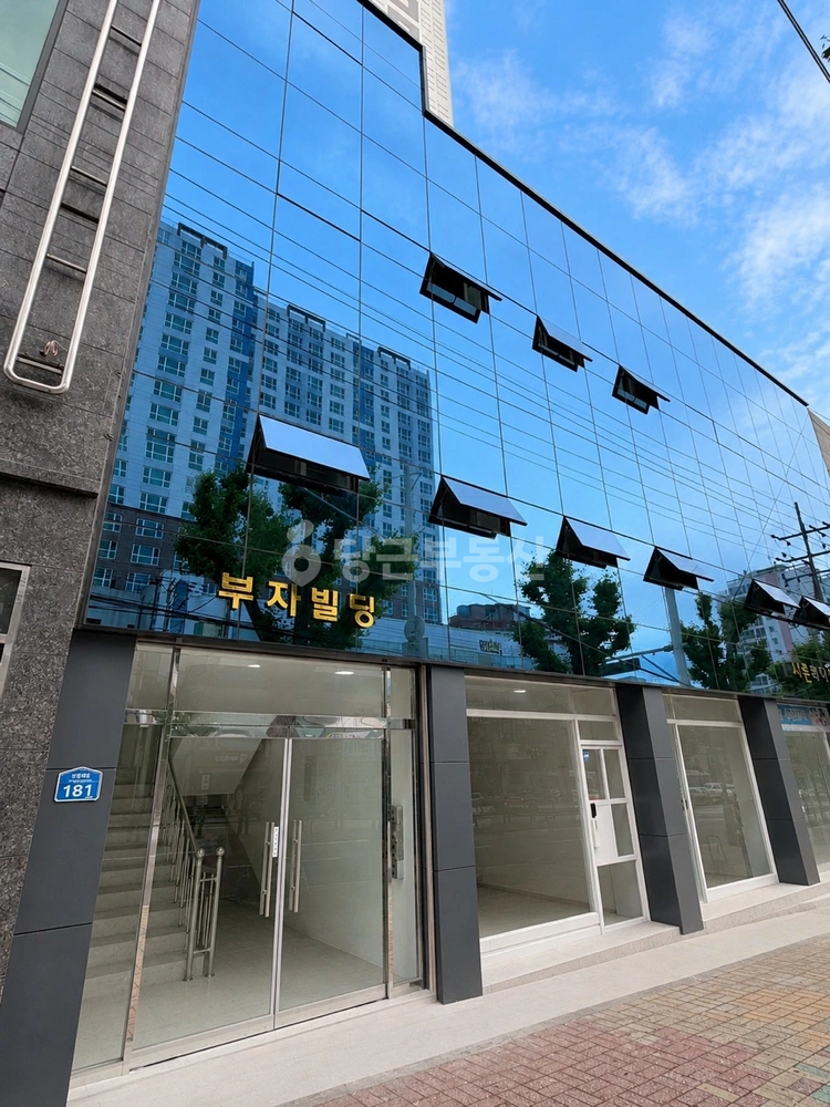 부산광역시 사하구 괴정동 상가 사진 1