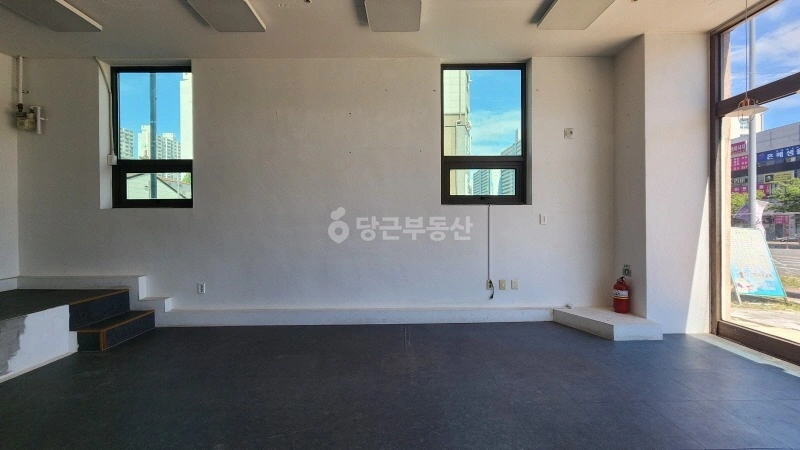 대전광역시 서구 관저동 상가 사진 1