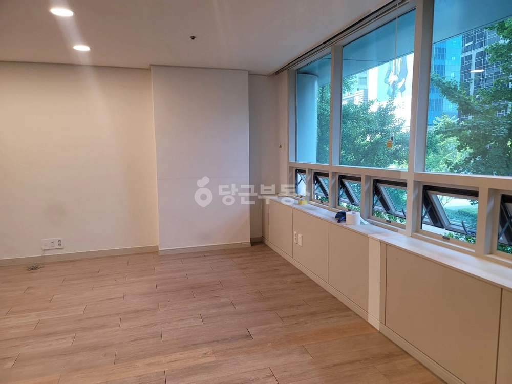 서울특별시 강남구 논현동 오피스텔 사진 1