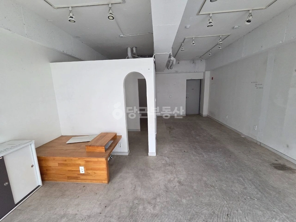 충청남도 천안시 서북구 두정동 상가 사진 1
