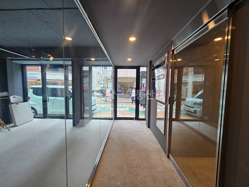 서울특별시 마포구 서교동 상가 사진 1