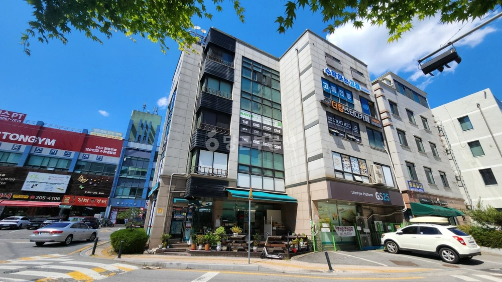 경기도 수원시 영통구 영통동 상가 사진 1