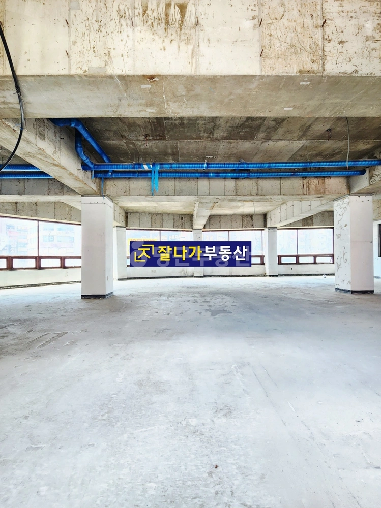 경기도 고양시 일산서구 탄현동 상가 사진 1