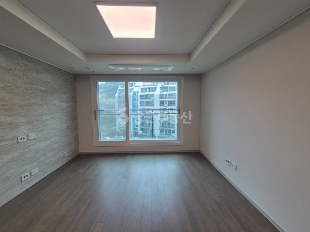 부산광역시 서구 암남동 아파트 사진 1