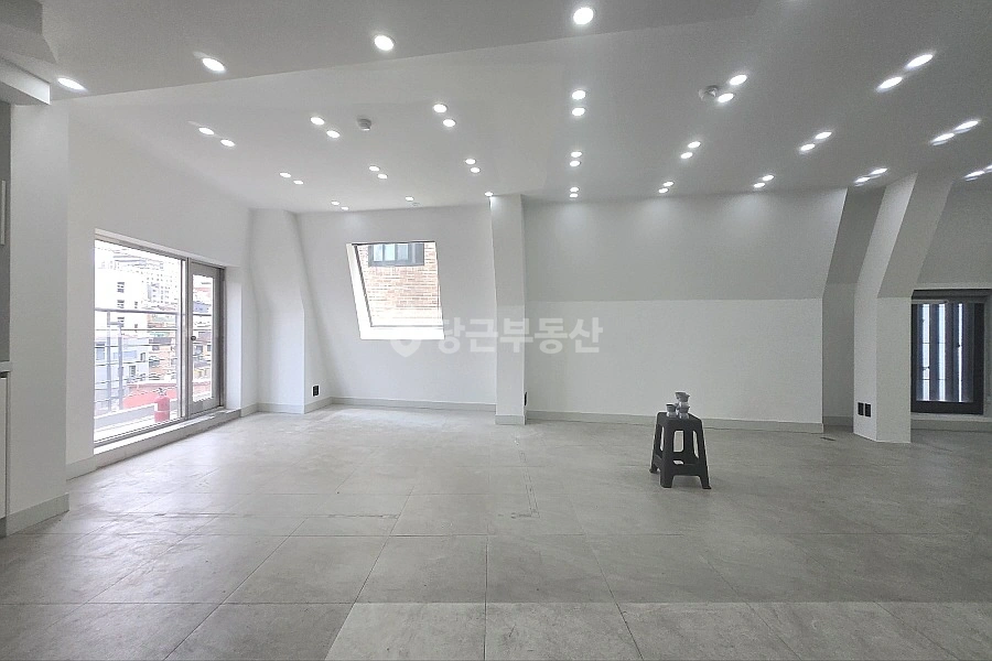 서울특별시 강남구 논현동 사무실 사진 1