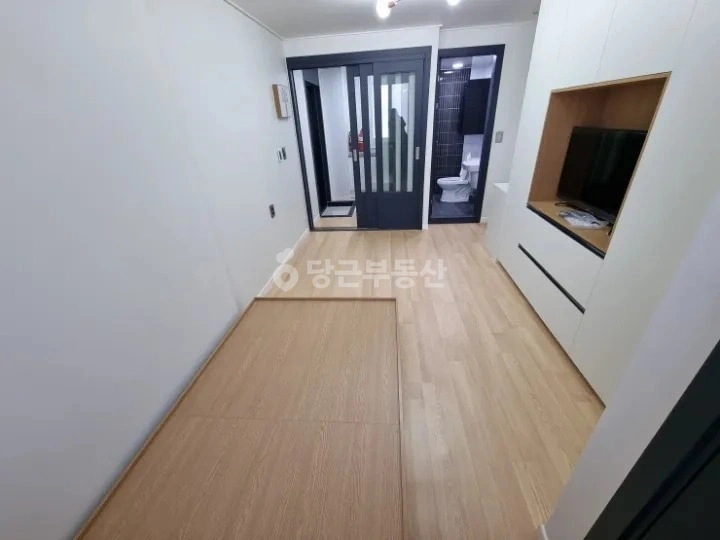 대전광역시 서구 월평동 원룸 사진 1