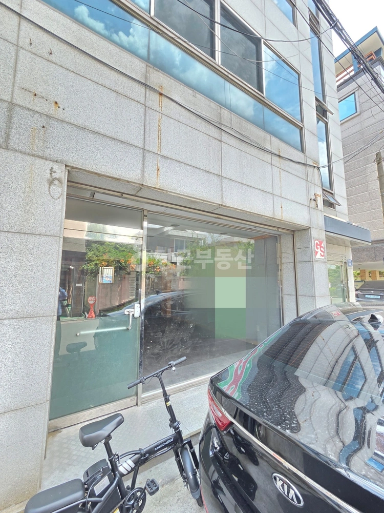 대구광역시 수성구 황금동 상가 사진 1