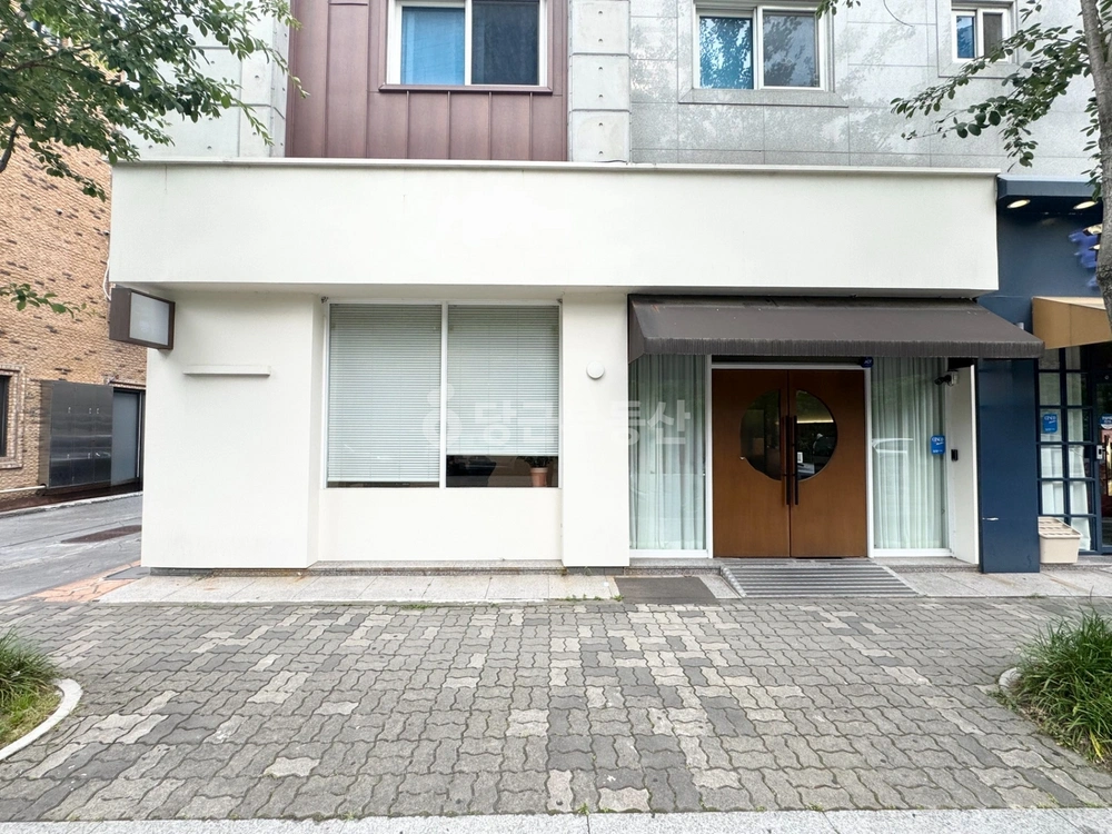 대전광역시 유성구 상대동 상가 사진 1