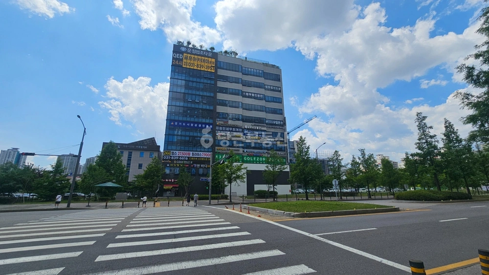 경기도 파주시 와동동 상가 사진 1