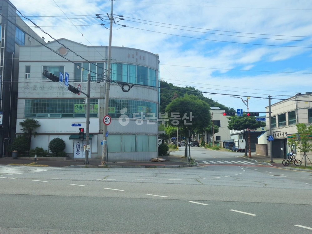전남광주통합특별시 여수시 화장동 상가 사진 1