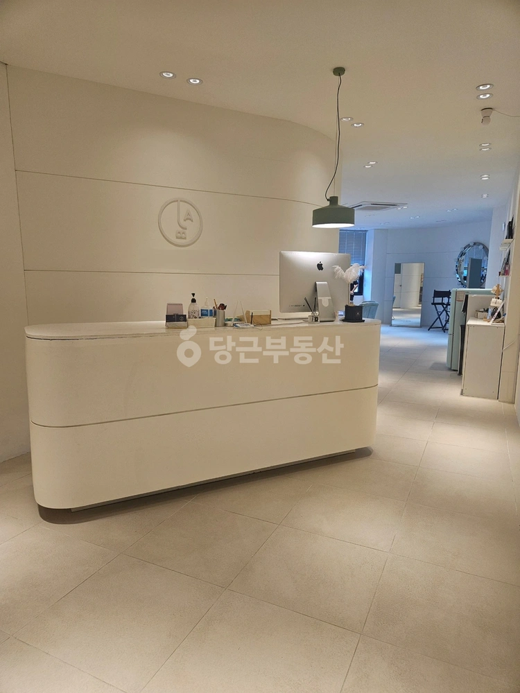 전남광주통합특별시 북구 용봉동 상가 사진 1