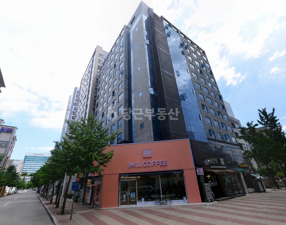 대전광역시 서구 둔산동 상가 사진 1