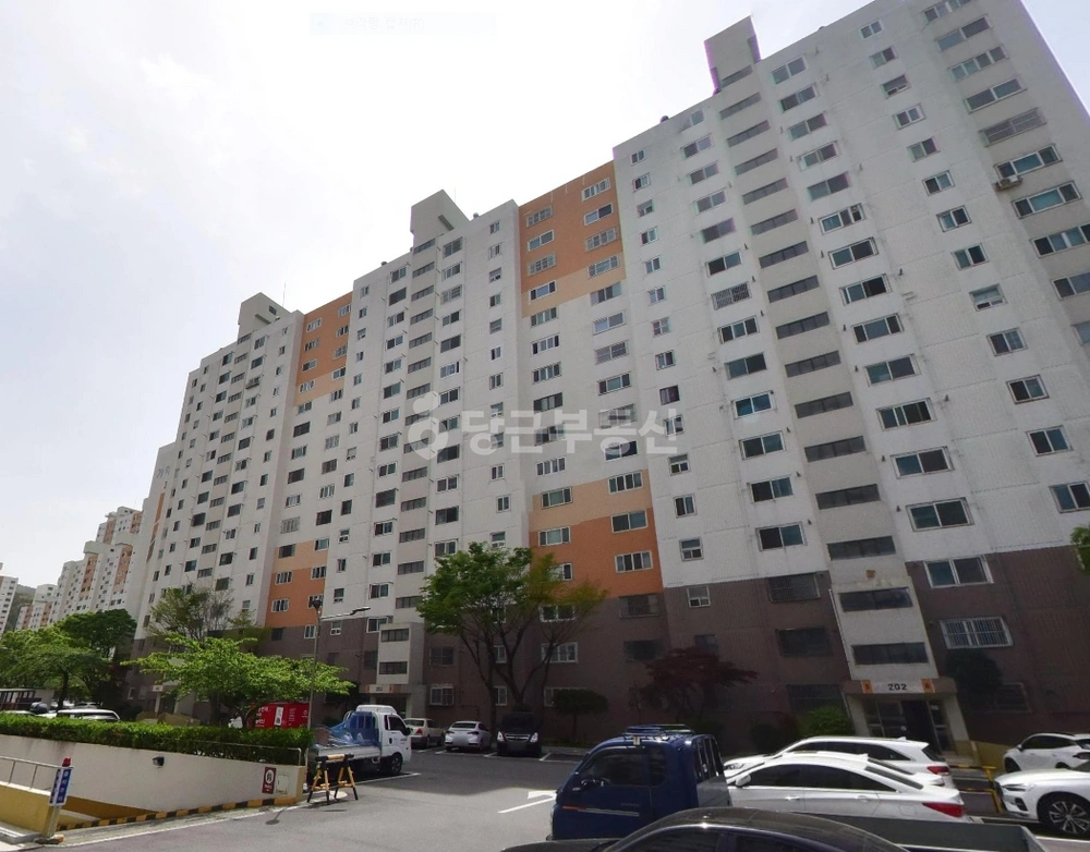 부산광역시 사하구 하단동 아파트 사진 1