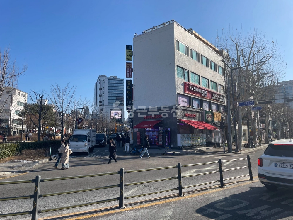 서울특별시 마포구 동교동 상가 사진 1