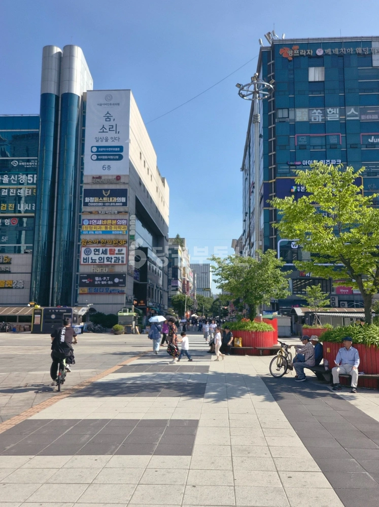경기도 고양시 덕양구 화정동 상가 사진 1