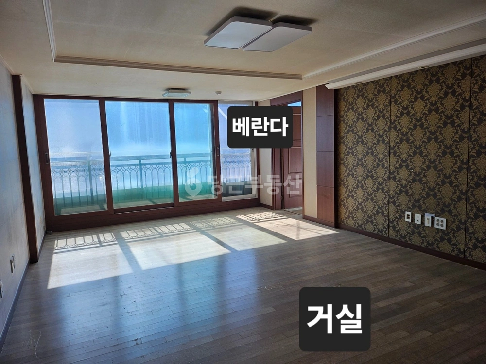 부산광역시 사하구 장림동 아파트 사진 1