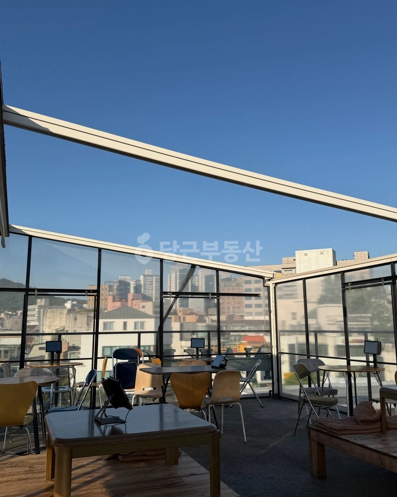 서울특별시 마포구 동교동 상가 사진 1