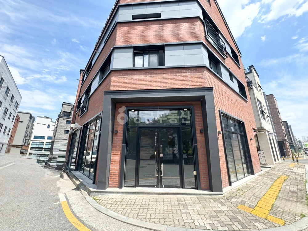 대전광역시 서구 도안동 상가 사진 1